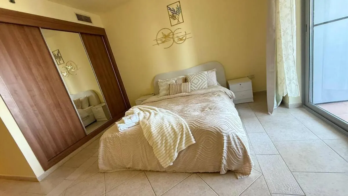 Appartement Lovely 1Br In Dubai Marina With Jlt And Partial Lake View Near Tram