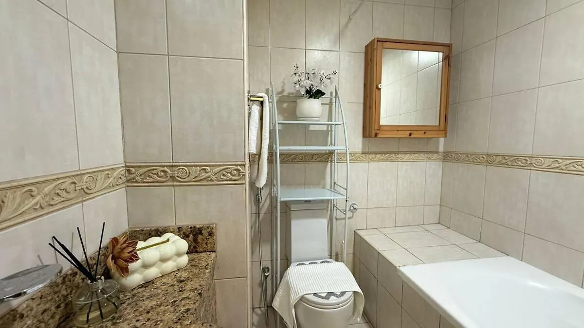 Appartement Lovely 1Br In Dubai Marina With Jlt And Partial Lake View Near Tram